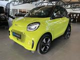 Smart fortwo EQ limegreen Exclusive 22kw 4Season - Smart: 4.2