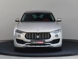 Maserati Levante S 3.0 V6 316kW 4x4 Auto - mit Benzin-Antrieb: Beige, Luftfederung