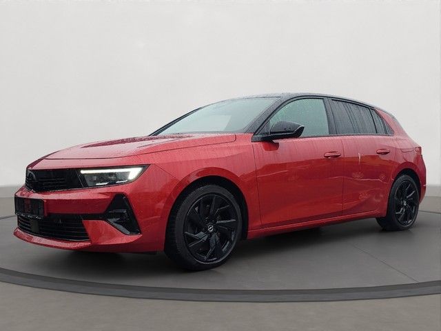Opel Astra — hlavná fotografia