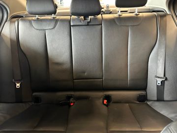 BMW 320 d Limousine *2. Hand*Klima*SHZ*Navi*DAB*HUD*