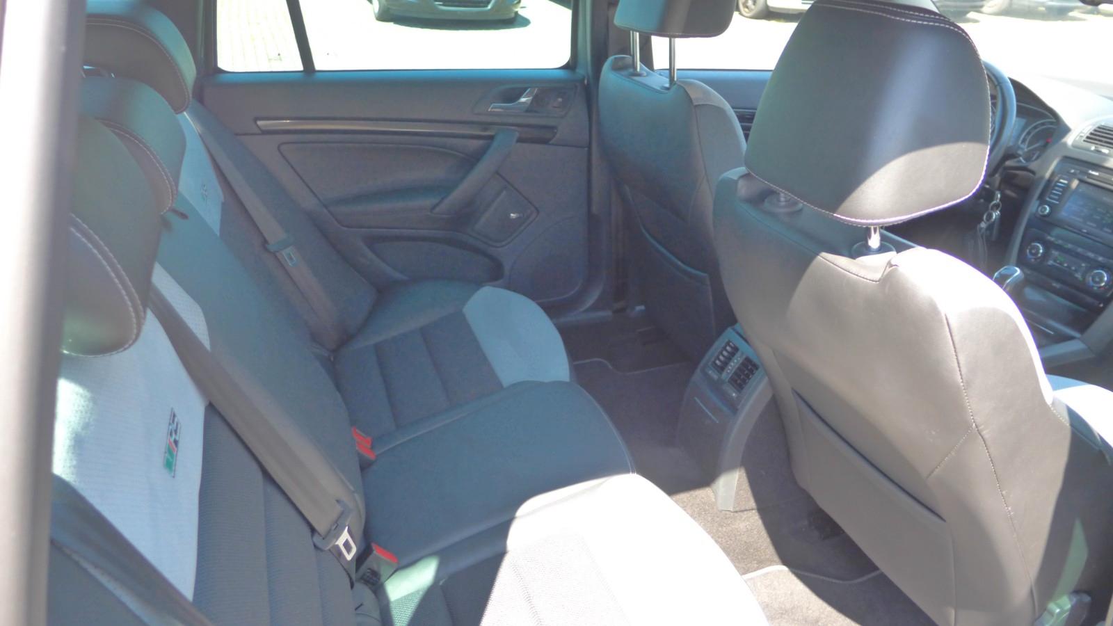 Skoda Octavia 2012 — photo 10