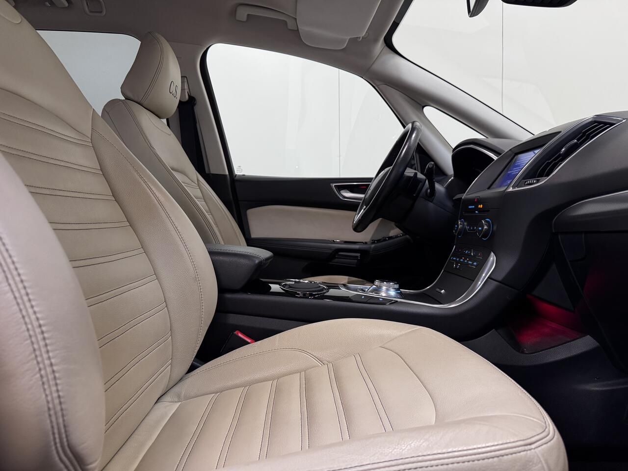Ford Galaxy 2.0 TDCI Autom. - 7 PL - GPS - Apple CarP imagem 2