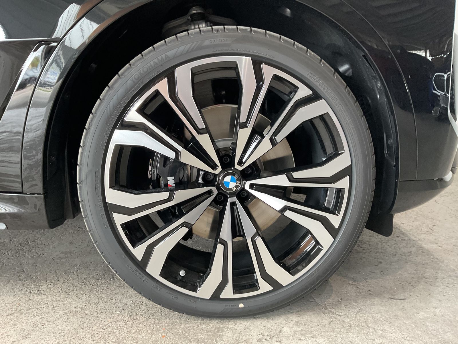 Fahrzeugeinzelansicht 19 Fahrzeugabbildung BMW X7 xDrive40d *23" LMR *Sitzbelüftung *Standhzg.