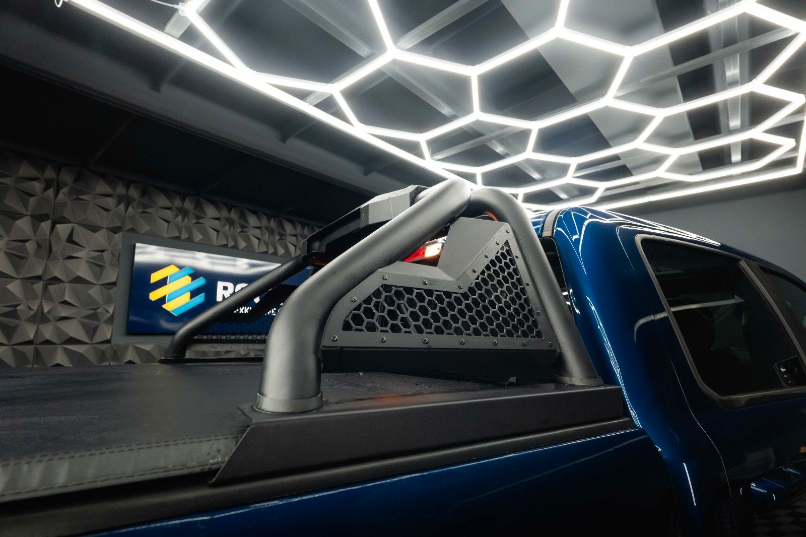 Fahrzeugabbildung Dodge RAM 5.7 V8 HEMI 4x4 NIGHT *Pano*LED* Unfallfrei