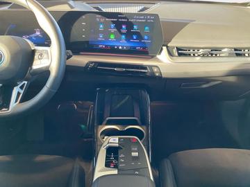 2025 BMW IX1 缩略图 12