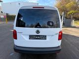 Volkswagen Caddy Maxi *7Sitzer*Automatik*1Hand* - VW Caddy Gebrauchtwagen in Stuttgart