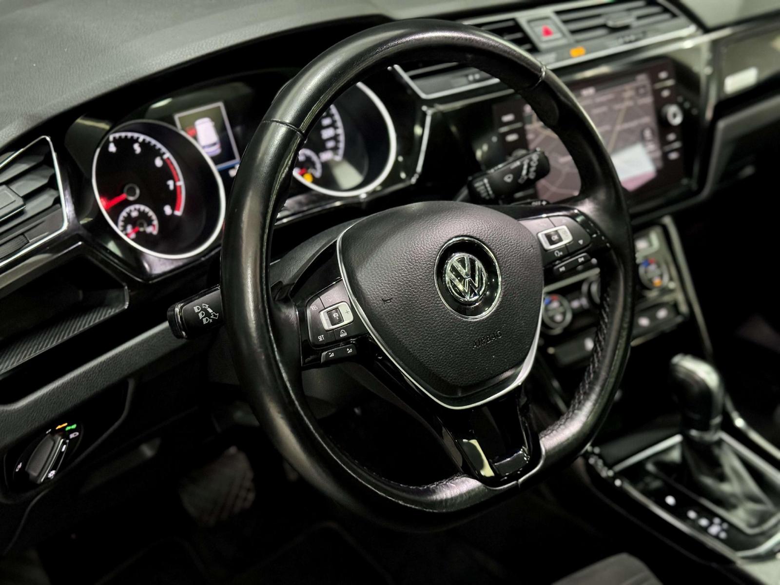 Volkswagen Touran Highline BMT/Start-Stop*R-Line*AHK*NAVI*T