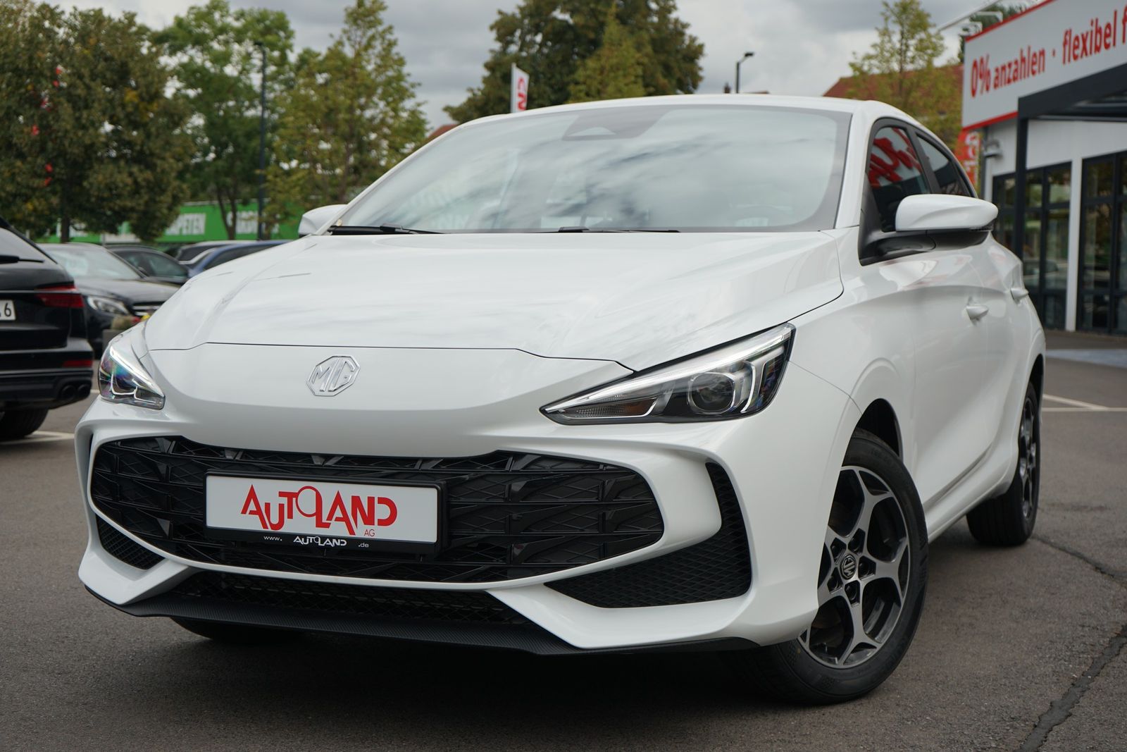 MG3 1.5 Hybrid Comfort Aut. ACC Navi Kamera imagem 2