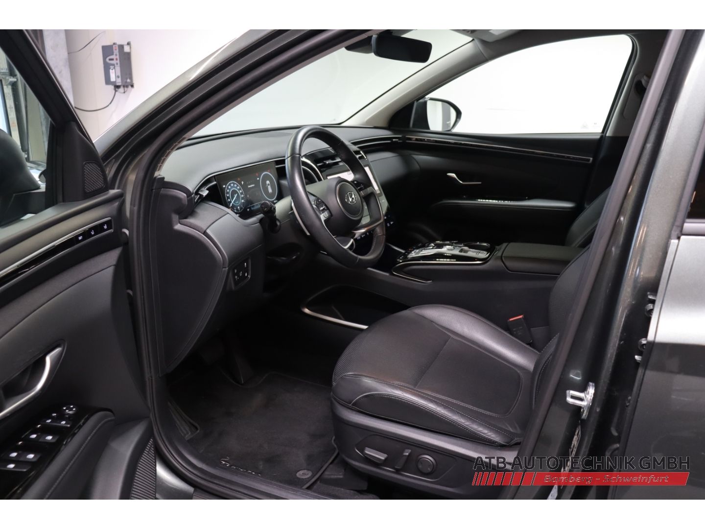 Fahrzeugabbildung Hyundai Tucson Prime PHEV 1.6 T-GDi 4WD 97,4% SOH Navi S
