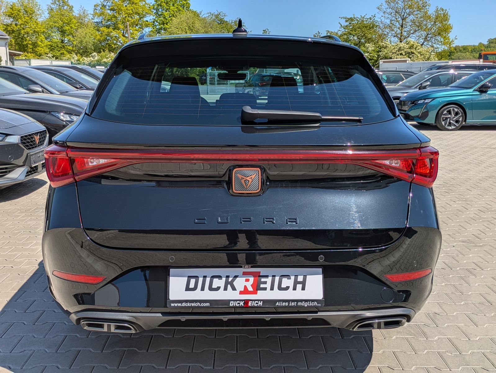 Fahrzeugabbildung CUPRA Leon 1.5 eTSI DSG MATRIX-LED*ACC*APP*KAMERA*18"