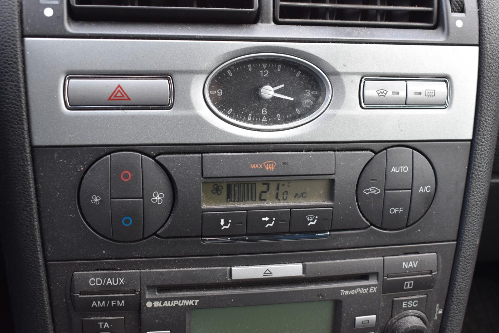 Ford Mondeo 2007 — photo 18