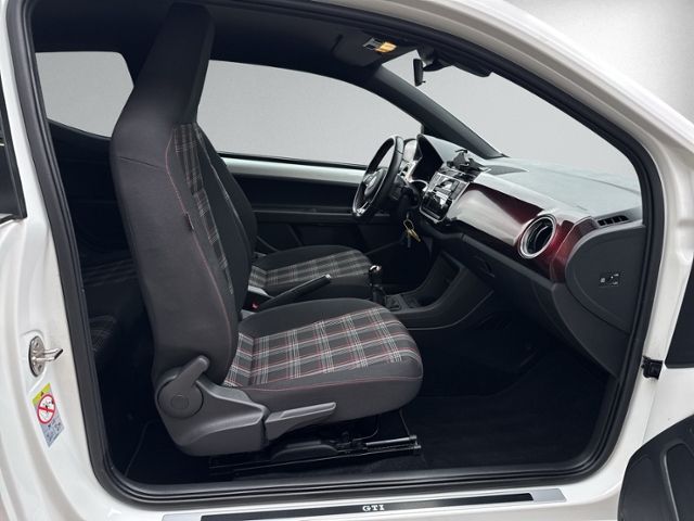 up! GTI RÜKAMERA+KLIMAAUTO.+PDC+SIHZ+NSW+USB+DAB