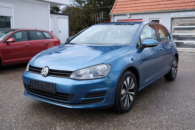 Volkswagen Golf VII Lim. Trendline BMT