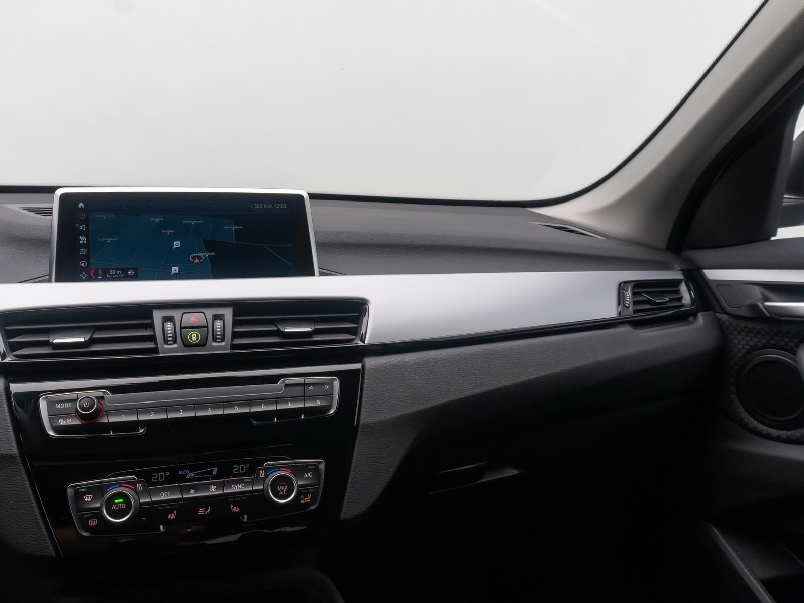Fahrzeugabbildung BMW X1 xD25e Stop&Go Alarm DAB Kamera HiFi Lenkradhz