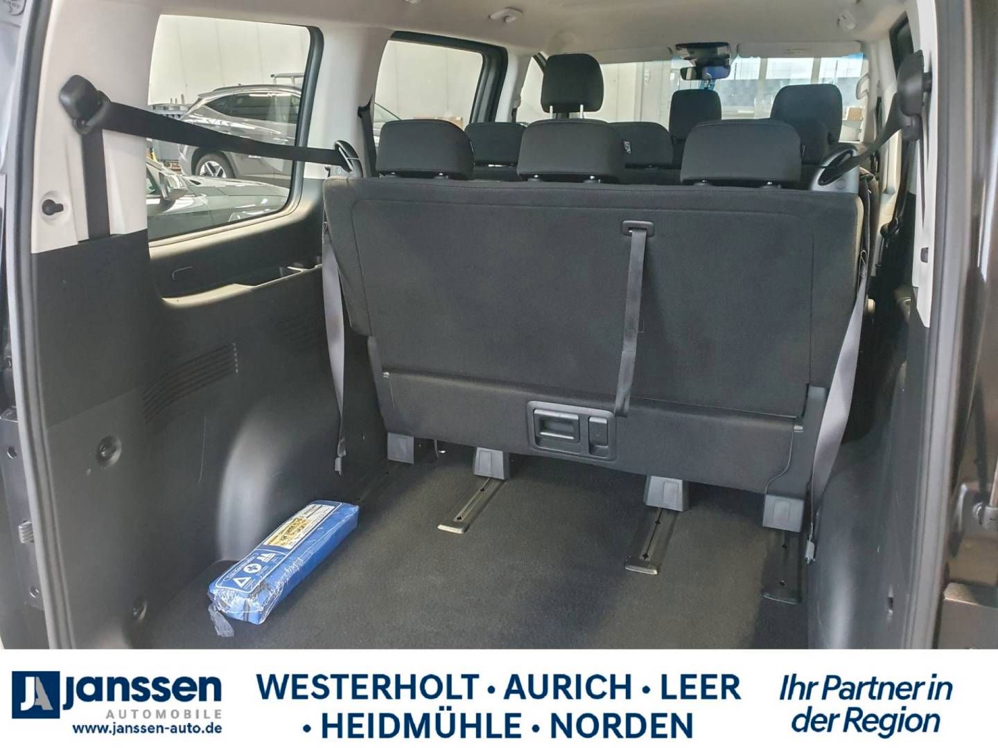 Fahrzeugabbildung Hyundai STARIA 9-Sitzer TREND
