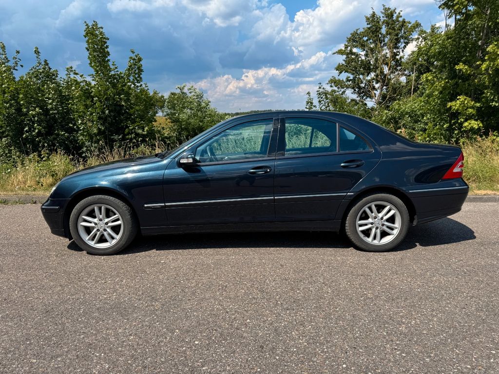 Mercedes-Benz C 320 V6 Automatik Lim.,Klima,Leder,AHK,Sitzhzg