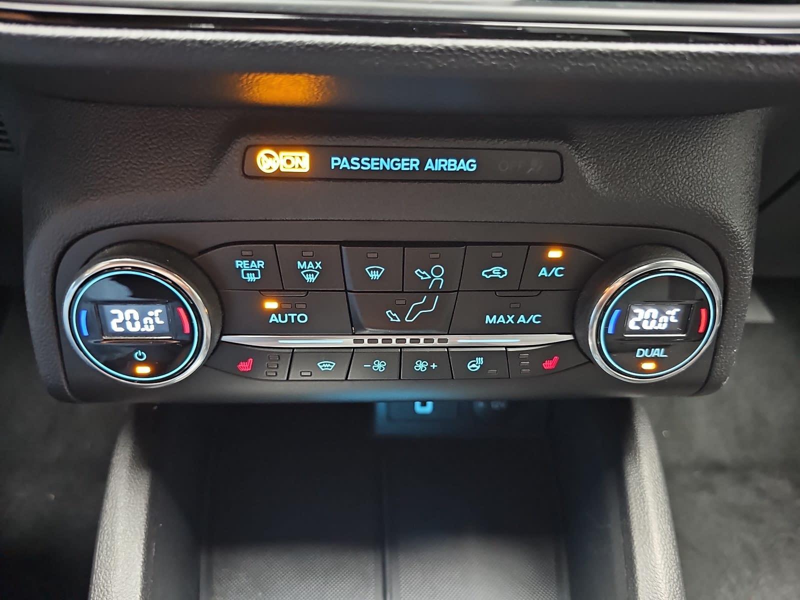 Ford FOCUS 2.0 ECOBLUE ST-LINE NAVI WINTER ACC