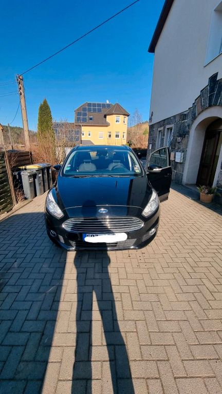 Image of Ford S-Max