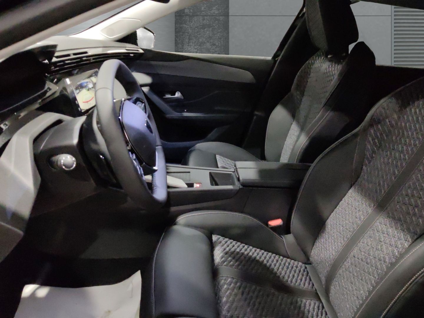 Peugeot 308 - Bild 8
