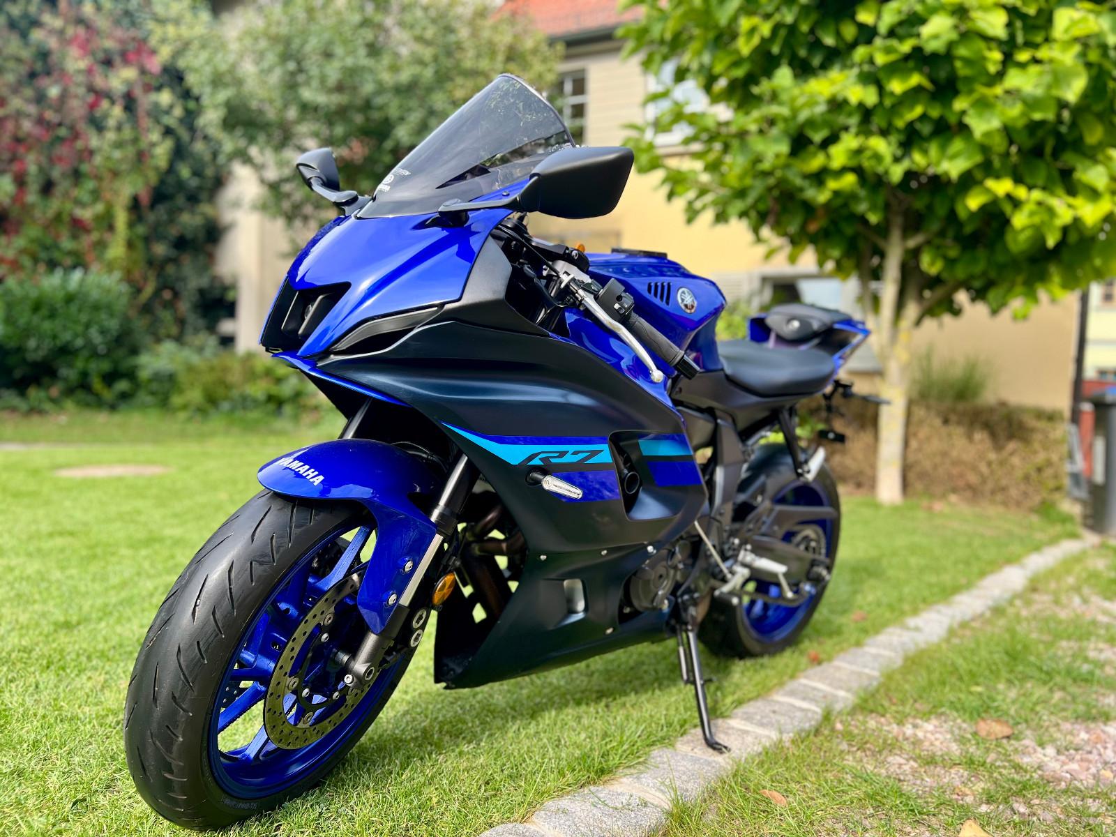 Yamaha YZF-R7 im Neuzustand