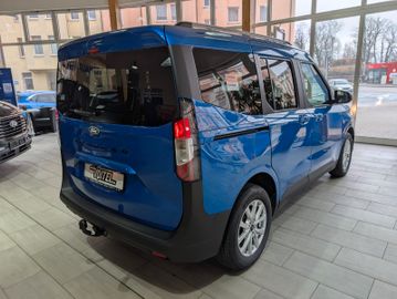 Ford Tourneo Courier Titanium WipaAHK 5JGarantie!