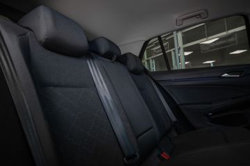 Bild 19 VW Golf Lim. Life Navi Car-Play Klimaautom. AHK