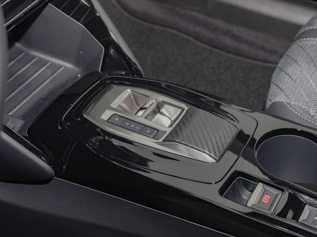 Peugeot 2008 - Bild 12