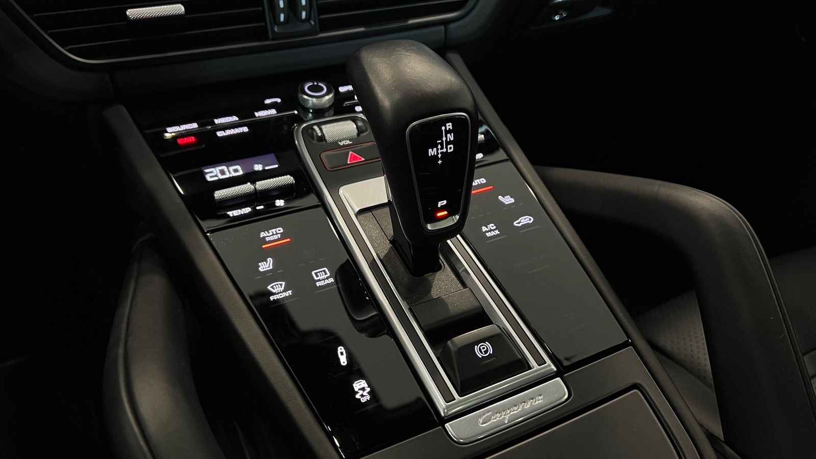 Porsche Cayenne Coupe Standh. AHK Luftf. Matrix 18W. HuD foto 21