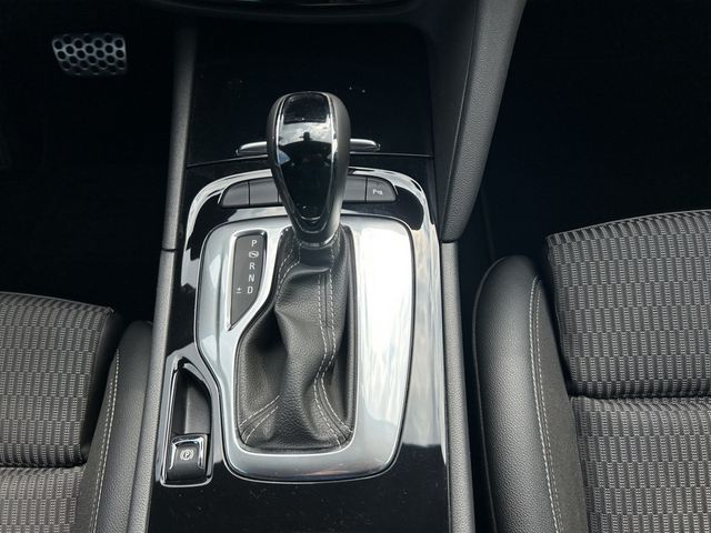 Insignia Elegance NAVI FACEL. PANO MATRIX-LED