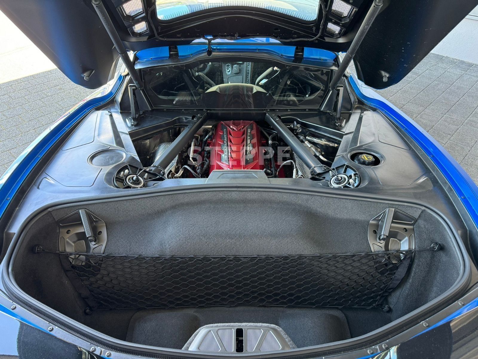 Corvette C8 Stingray Coupe 6,2 V8 3LT Europamodell STEPPE