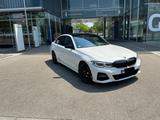 BMW 330i M-Paket Laser Schiebedach 1. Hand v. Privat - BMW 330 Gebrauchtwagen in München