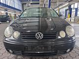 Volkswagen Polo 1.4 Highline TÜV NEU - Volkswagen Polo aus 2003: 1.4