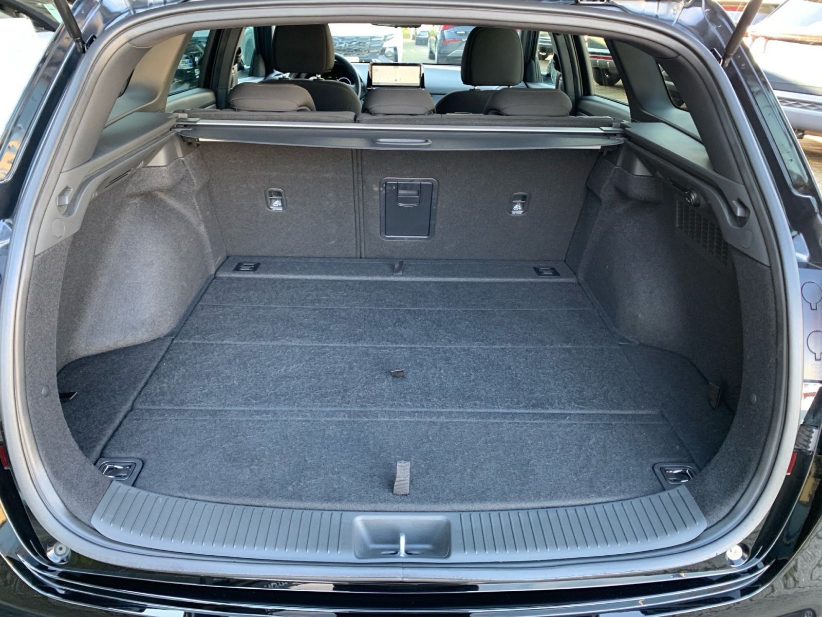 Fahrzeugabbildung Hyundai i30 Kombi 1.0 T-GDI 7-DCT Advantage LED Navi