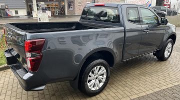 Bild 4 Isuzu D-Max Space Cab 4WD LS Automatik
