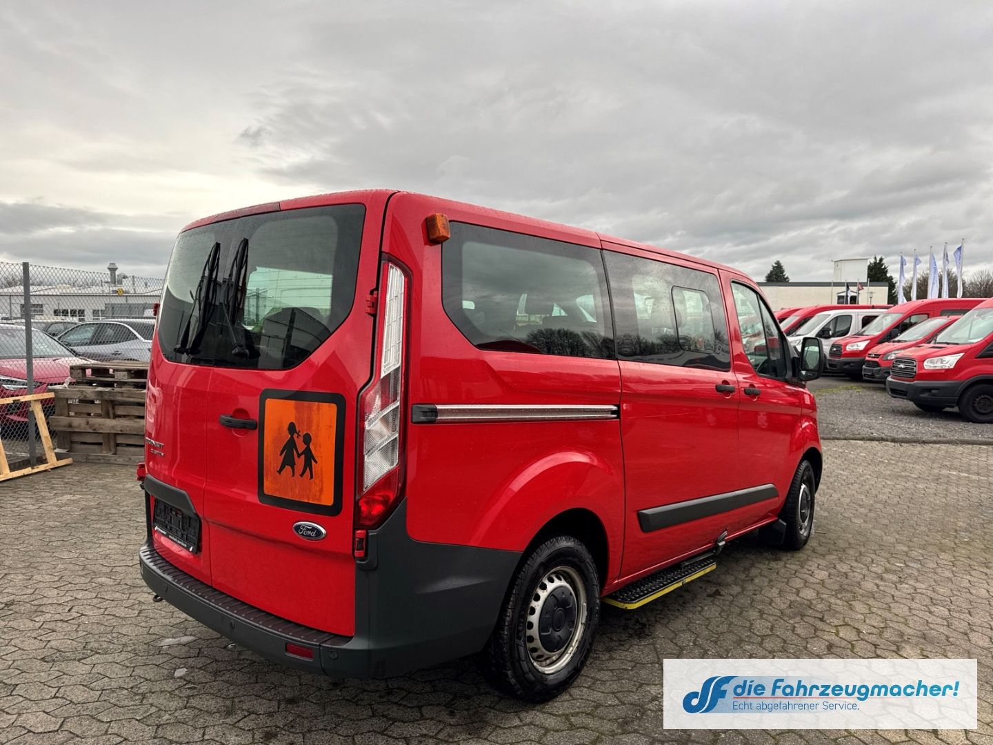 Fahrzeugabbildung Ford Transit Custom Tourneo 300 L1 *1499*EXPORT