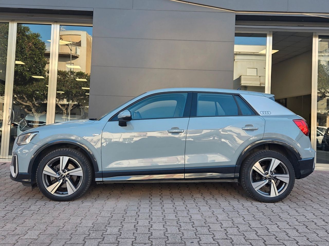 Audi Q2 35 TDI S tronic S-Line Pack Quattro imagem 3