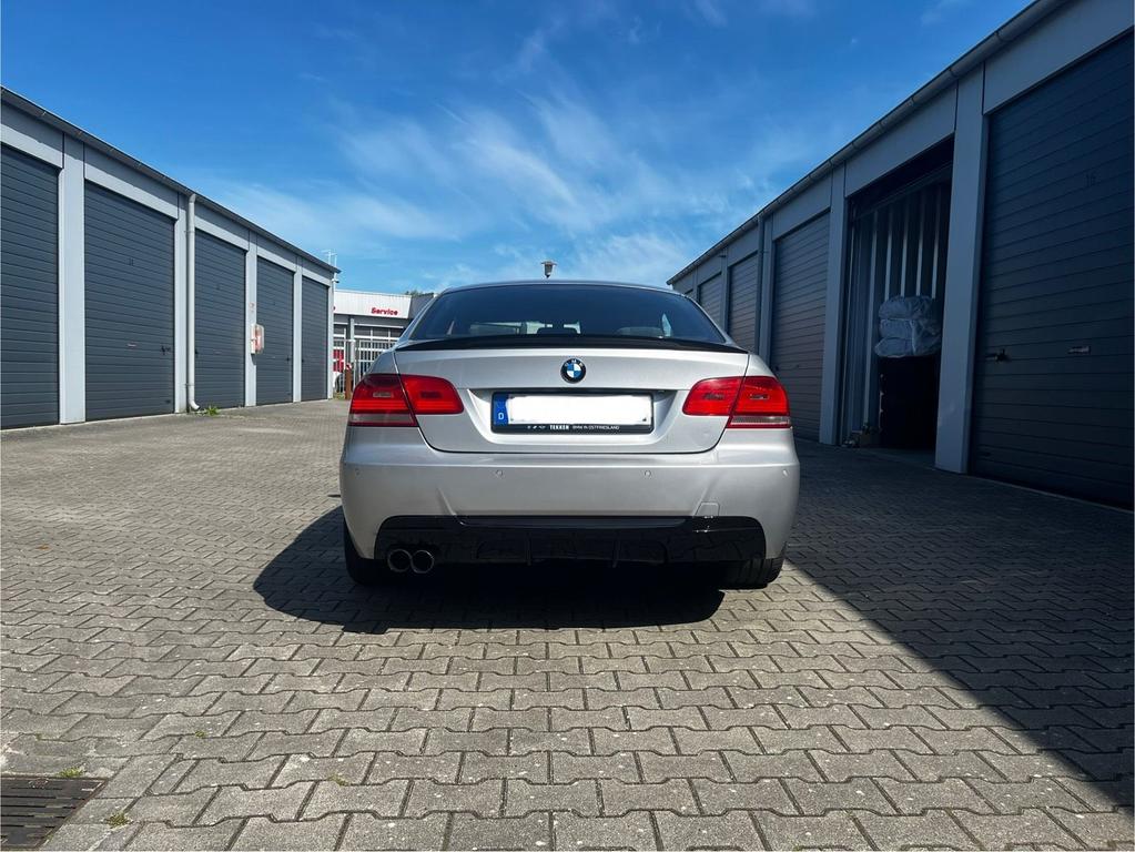 BMW 325