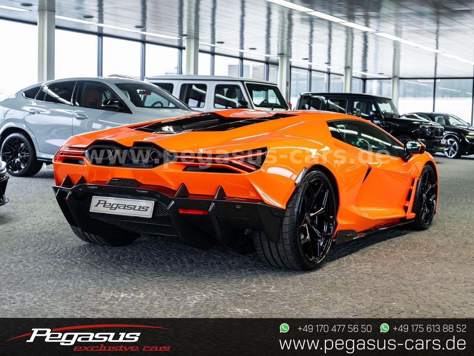 LAMBORGHINI Revuelto - 6