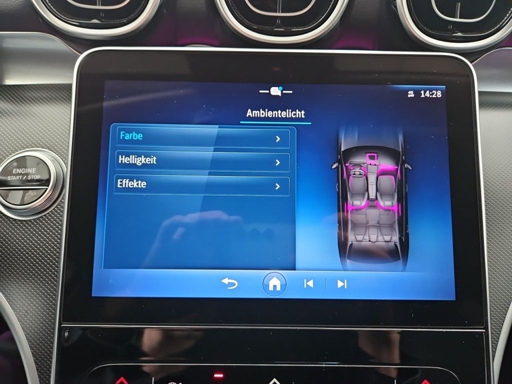 Fahrzeugabbildung Mercedes-Benz C 300 e Avantgarde Night LED Kamera SHZ Navi DAB