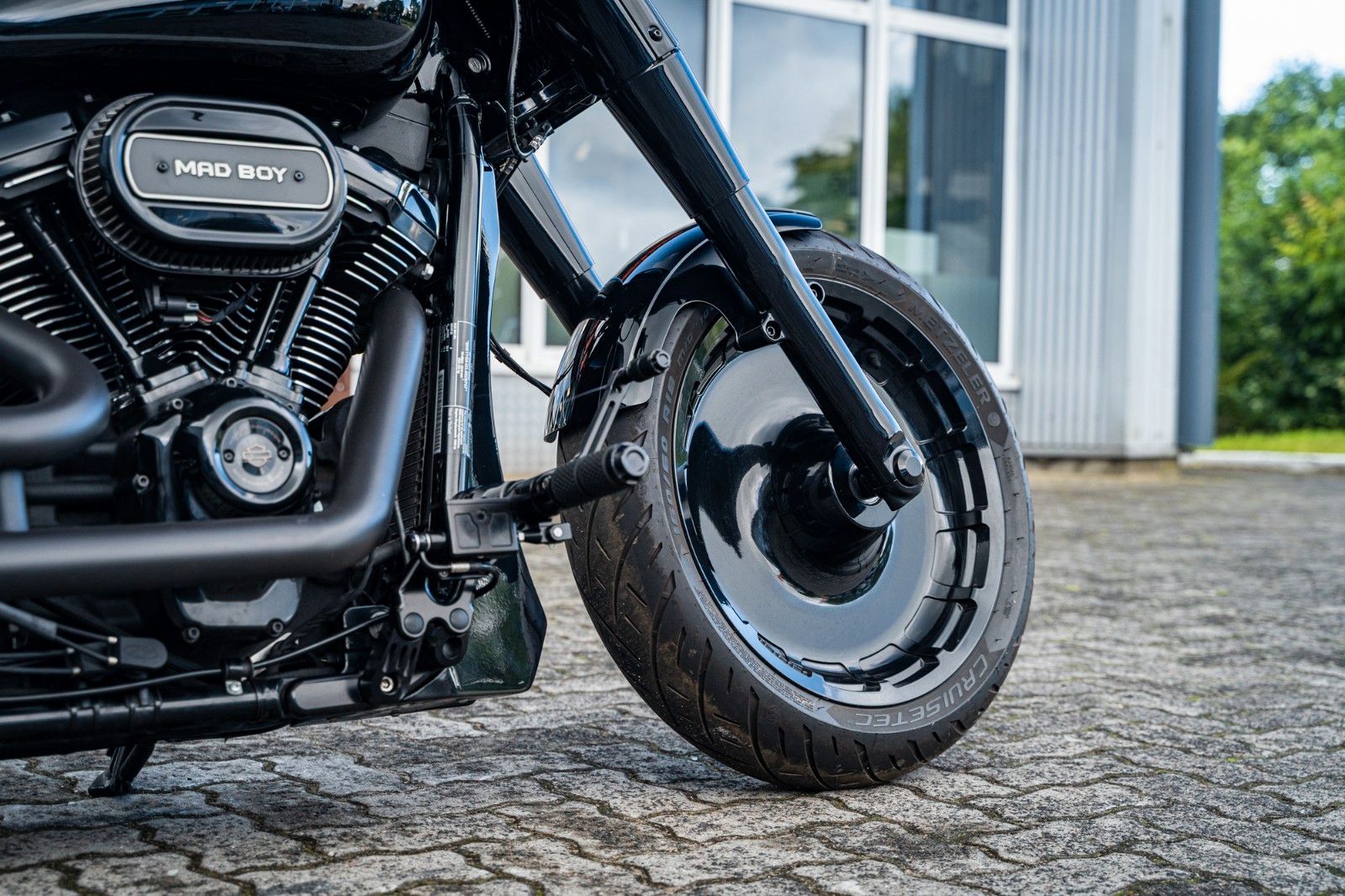 Fahrzeugabbildung Harley-Davidson FLFBS FAT BOY SOFTAIL 114 -JEKILL&HYDE- MAD BOY