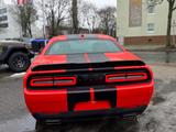 Dodge Challenger SXT 3.6 V6 AWD + Gasanlage + Navi + P - Dodge: Orange