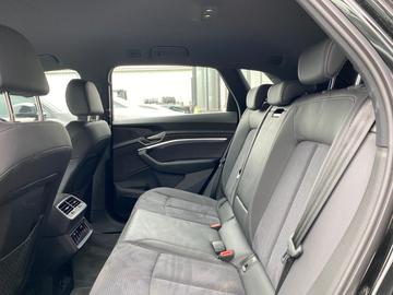 2024 AUDI Q8 E-TRON — миниатюра 14