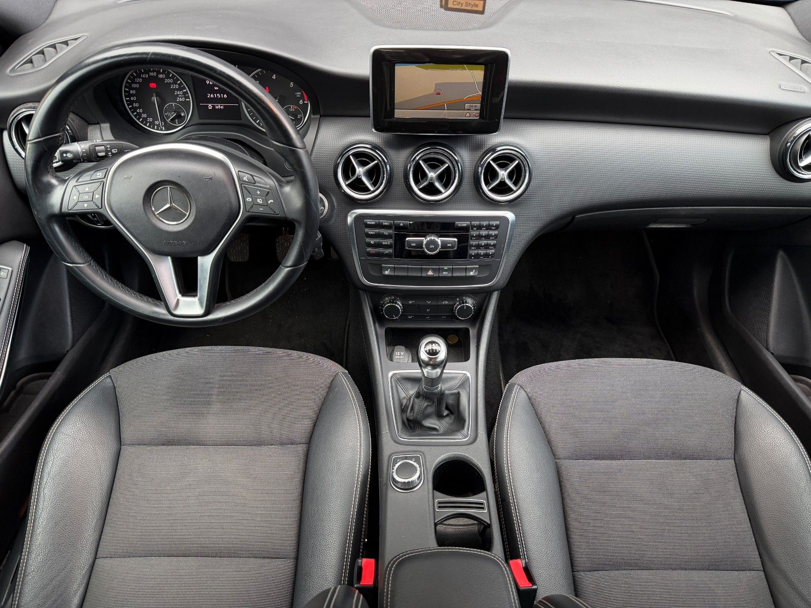 MERCEDES-BENZ A 180 A 180 CDI / d BlueEfficiency SHZ/NAVI – Ansicht 17