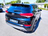 Hyundai TUCSON 1.6 GDI TURBO 4WD CLASSIC ADVANTAGE NAVI  - Hyundai Tucson Classic mit Benzin-Antrieb
