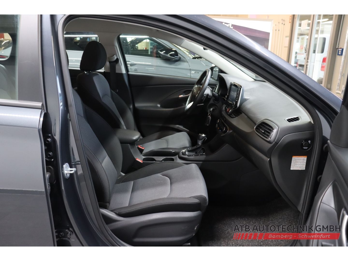 Fahrzeugabbildung Hyundai i30 Kombi Select 1.0 T-GDi 48V DCT Apple CarPlay