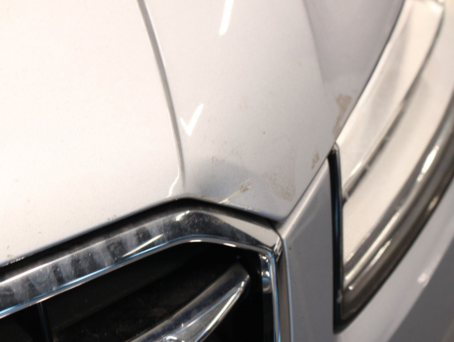 Fahrzeugabbildung Audi A8 4.0 TFSI tiptronic quattro*1.Hand Matrix-LED