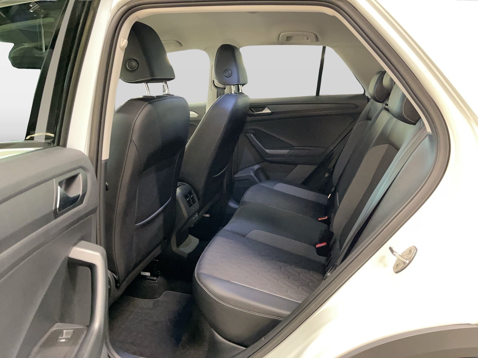 Volkswagen T-Roc - Bild 11