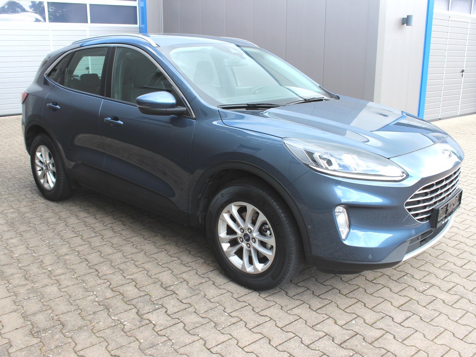 Fahrzeugabbildung Ford Kuga Plug-In Hybrid Titanium 2,5 Duratec