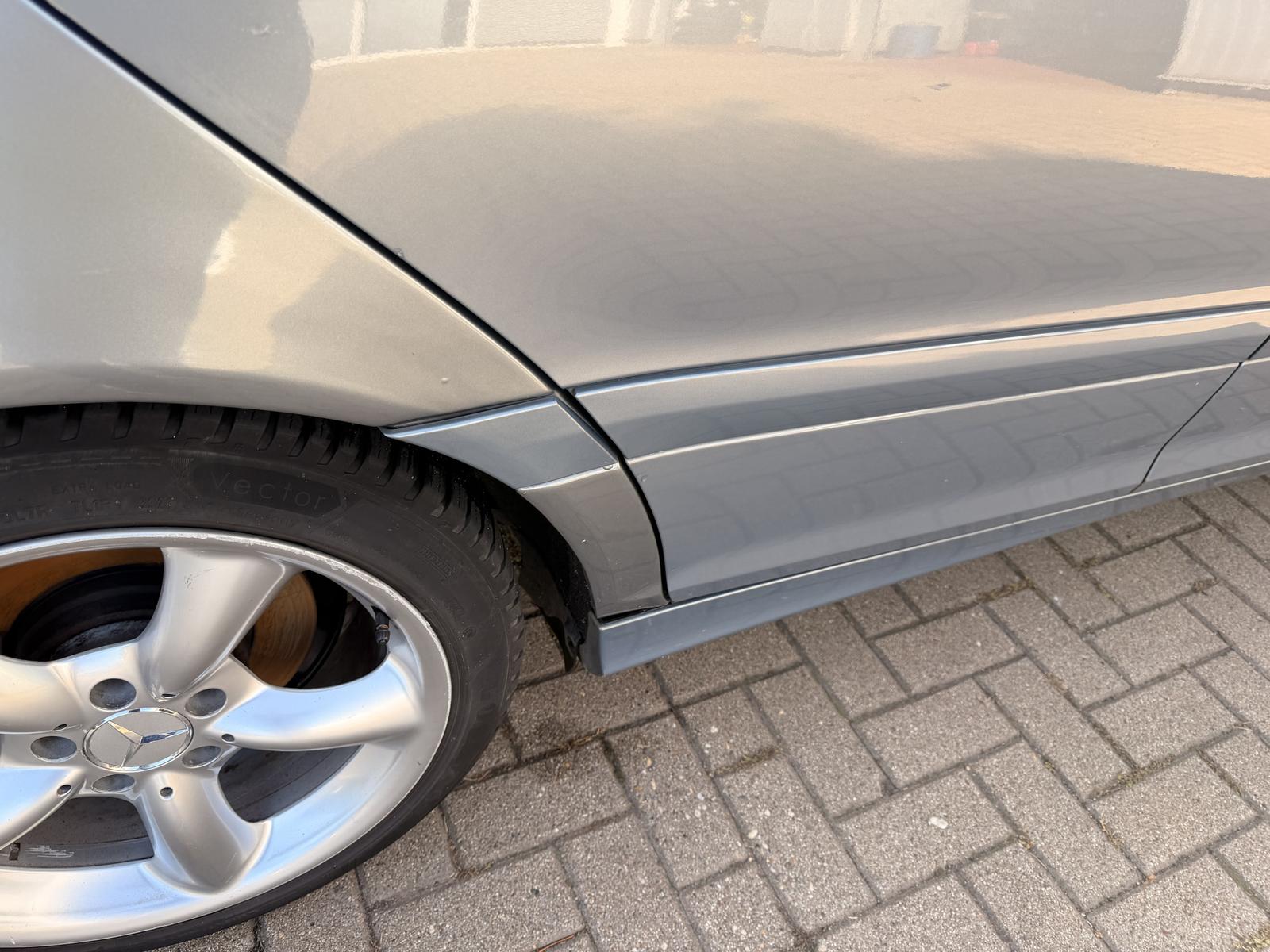 Mercedes-Benz C200 2005 — photo 17
