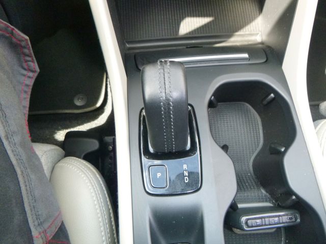 Fahrzeugabbildung Volvo XC40 D4 Momentum Pro AWD >AUT/NAV/LED/4x4<